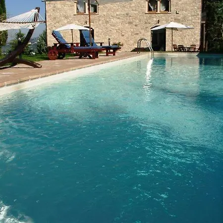 شقة Osteria Di Ramazzano Sleeps 2 Pool